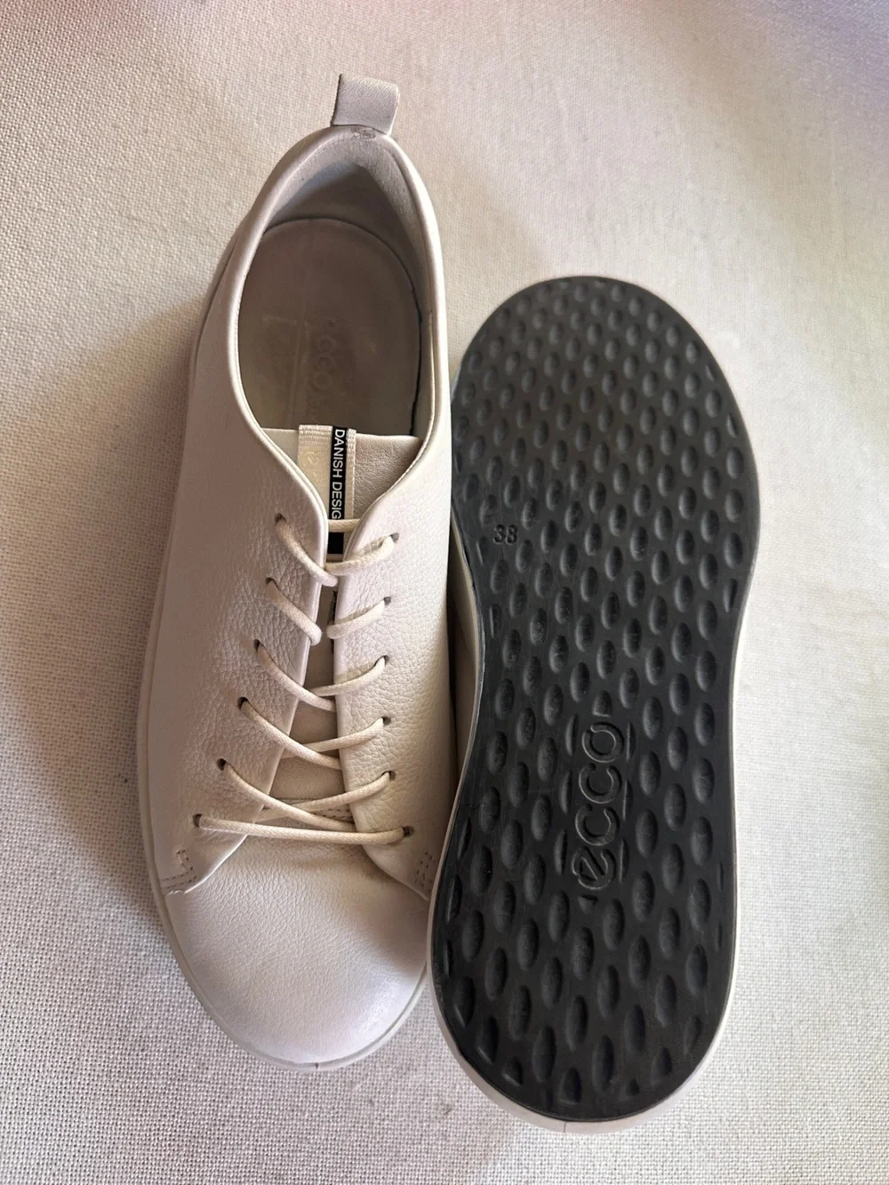Ecco soft white